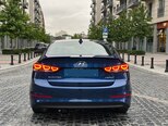 Hyundai Elantra-4