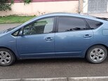 Toyota Prius-4
