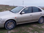 Nissan Sunny-4