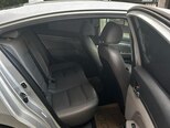 Hyundai Elantra-12
