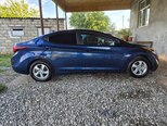 Hyundai Elantra-4