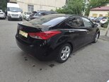 Hyundai Elantra-3