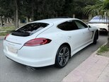 Porsche Panamera-6