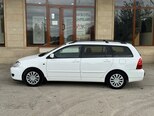 Toyota Corolla-4