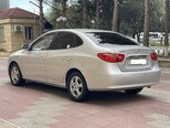 Hyundai Avante-3