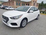 Hyundai Accent-5