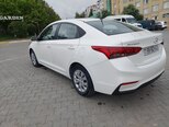 Hyundai Accent-7