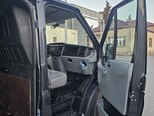 Ford Transit-10