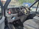 Ford Transit-21