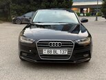 Audi A4-1