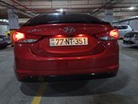 Hyundai Elantra-6