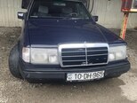 Mercedes 200 D-1
