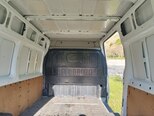 Ford Transit-11