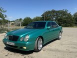 Mercedes E 240-4
