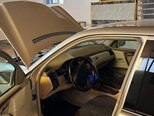 Mercedes E 240-6