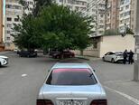 Mercedes E 270-5