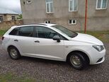 SEAT Ibiza-4