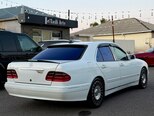 Mercedes E 270-4