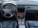 Mercedes E 270-7