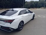 Hyundai Elantra-4