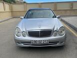 Mercedes E 240-1