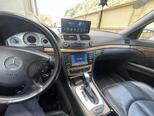 Mercedes E 240-13