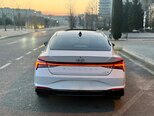 Hyundai Elantra-2