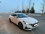 Hyundai Elantra-4