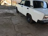 LADA (VAZ) 2107-2