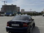 Opel Vectra-4