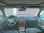 Mercedes E 240-7
