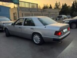 Mercedes 250 D-6
