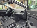 Hyundai Elantra-11