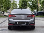 Hyundai Elantra-15