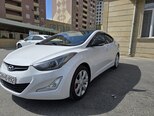 Hyundai Elantra-3