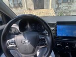Hyundai Accent-6