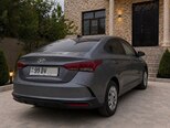 Hyundai Accent-3