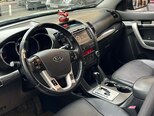 Kia Sorento-4