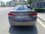 Hyundai Elantra-7