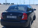 Hyundai Accent-3