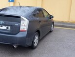 Toyota Prius-2