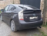 Toyota Prius-18