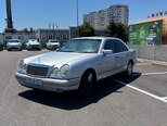 Mercedes E 240-4