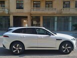 Jaguar F-Pace-5