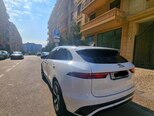 Jaguar F-Pace-4