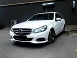 Mercedes E 220-2