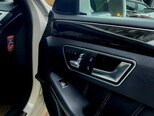 Mercedes E 220-13