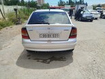 Opel Astra-2