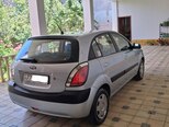 Kia Rio-5