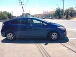 Toyota Prius-4